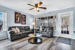 Penthouse overlooking Lake Taneycomo - Image 3