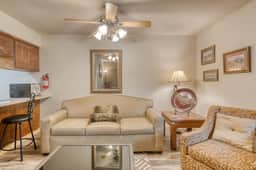 Pointe Royale Condo Retreat in Branson - Image 4