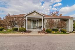 Two Bedroom Villa in the Heart of Branson! - Image 4