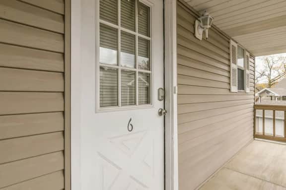 Cozy Condo Retreat at Fall Creek - Image 4