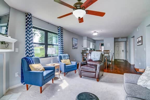 Tranquil 2-Bedroom Pointe Royale Condo - Image 2