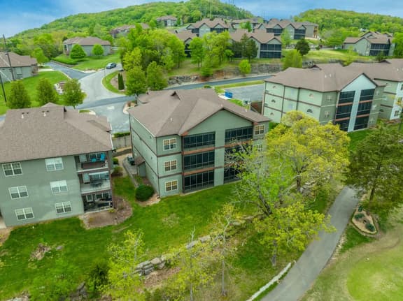 Golf View Luxe at Stonebridge - Image 1